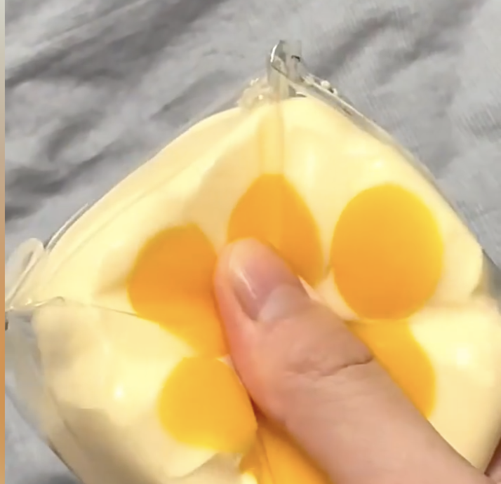 Premium Silicone Cat Paw Squishy Toy - Image 3